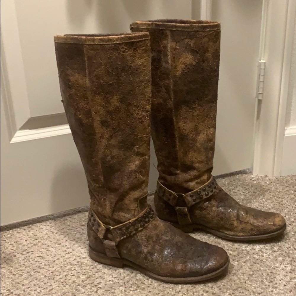 FRYE 9 B Brown PHILLIP STUDDED HARNESS Boots